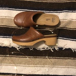 Clark’s leather clog boho indie